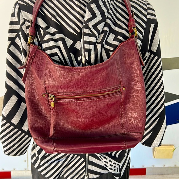 The Sak Handbags - The SAK, the Saquoia Hobo, leather purse classic timeless style.  Beautiful!